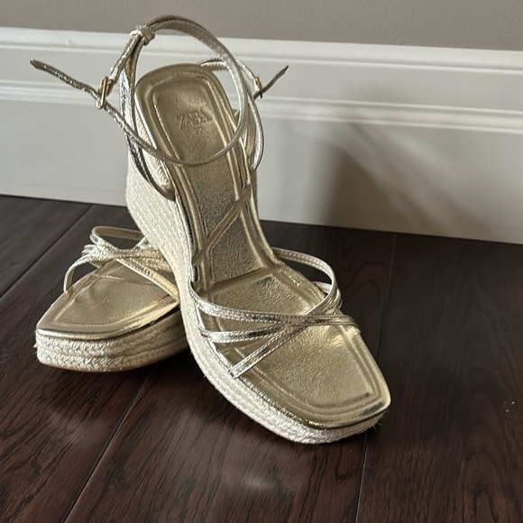 Womens Zara Wedge Sandals - Picture 5 of 5